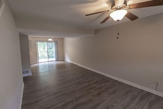 4614 Dehaven Dr in Columbia, MO - Building Photo - Building Photo