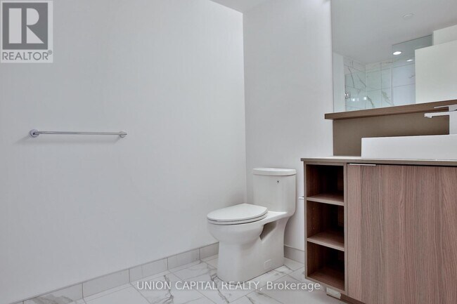 85-2785 Wood St in Toronto, ON - Building Photo - Building Photo