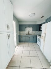 5925 George Rd in Tampa, FL - Building Photo - Building Photo