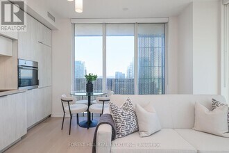 2610-2618 EGLINTON Ave in Toronto, ON - Building Photo - Building Photo