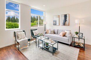 14308 Midvale Ave N in Seattle, WA - Building Photo