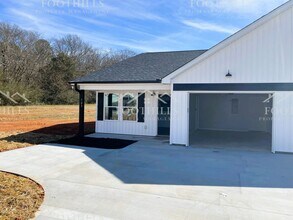 103 Rhoe Cir in Anderson, SC - Building Photo - Building Photo