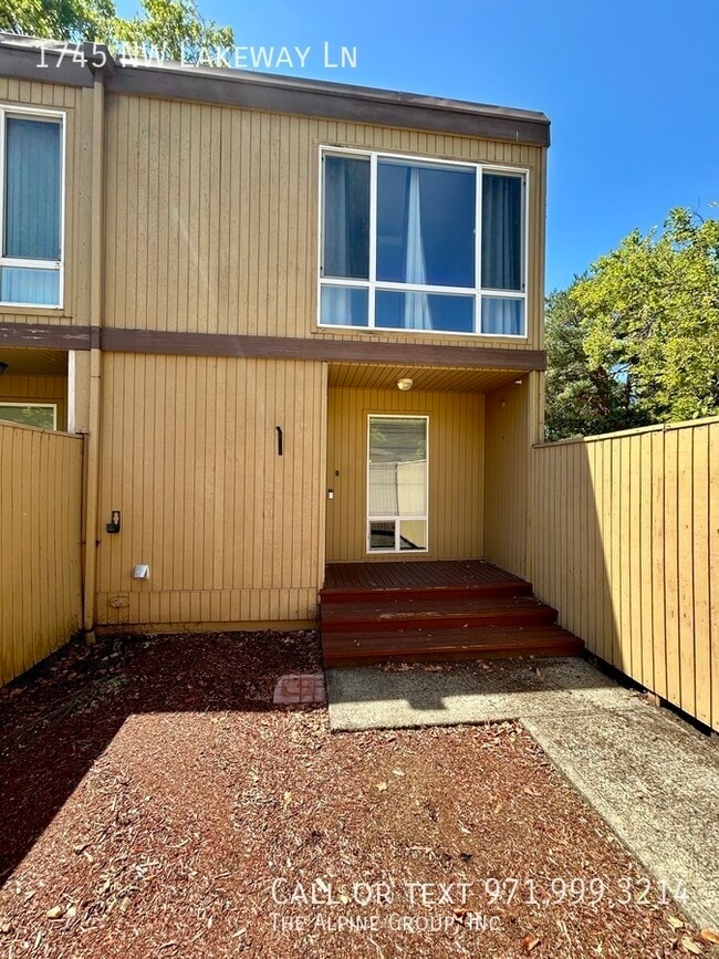 property at 1745 NW Lakeway Ln