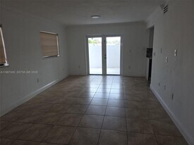 2338 W 62nd St in Hialeah, FL - Building Photo