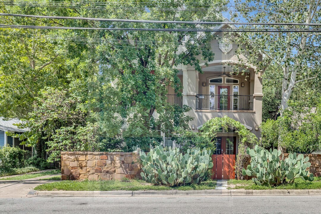 404 W Monroe St in Austin, TX - Building Photo