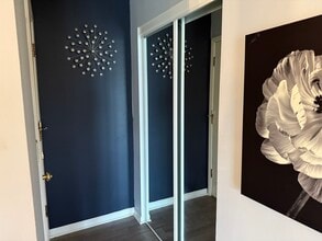 5725 Holmes Ave in Clarendon Hills, IL - Building Photo - Building Photo