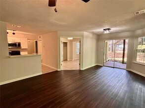 320 Hawkstone Way in Alpharetta, GA - Building Photo - Building Photo