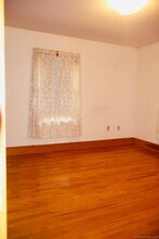 1129 N Colony Rd in Meriden, CT - Building Photo - Building Photo