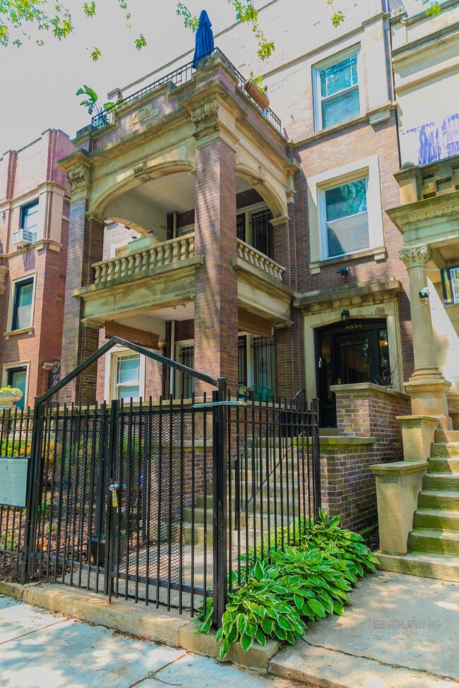 4934 S Michigan Ave, Unit Apartment 1R