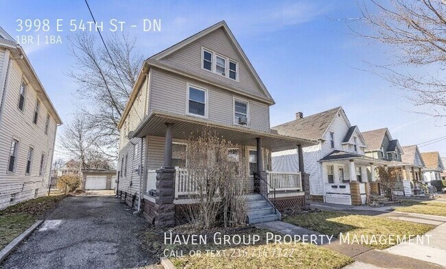 3998 E 54th St in Newburgh Heights, OH - Building Photo - Building Photo