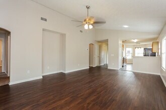 651 Morning Mist Way in Orange Park, FL - Building Photo - Building Photo