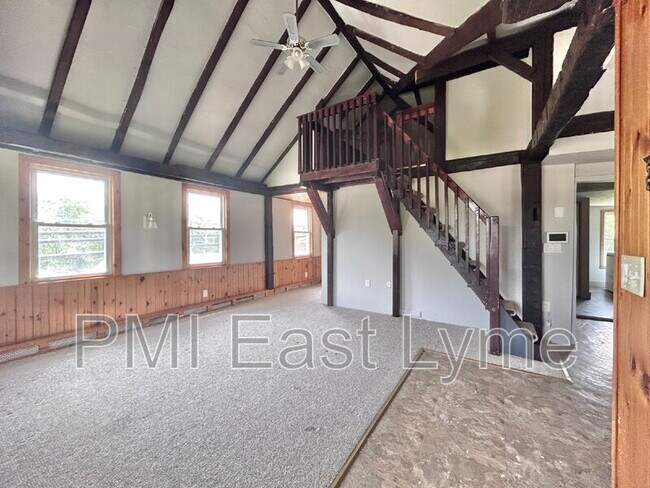 231 Salem Turnpike in Norwich, CT - Building Photo - Building Photo