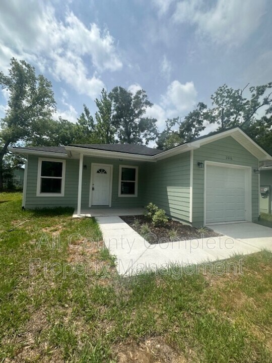 2016 Baldwin St in Jacksonville, FL - Building Photo