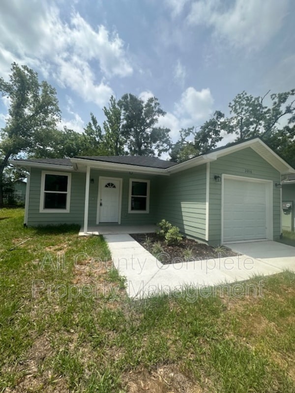 property at 2016 Baldwin St