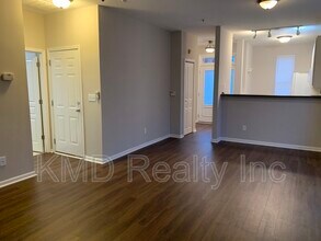 2726 Avalon Loop Rd in Charlotte, NC - Building Photo - Building Photo