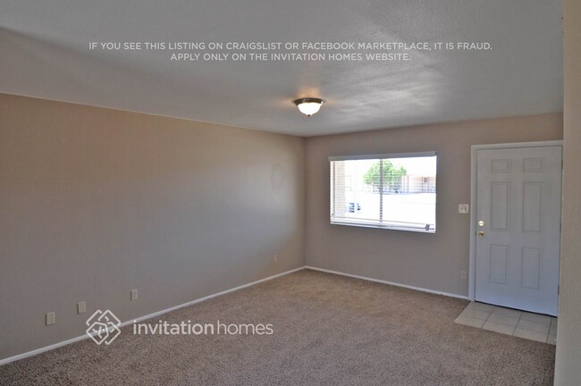 3420 W Grovers Ave in Phoenix, AZ - Building Photo - Building Photo