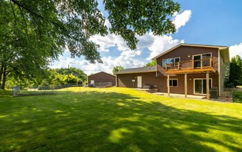 401 E Beaver St in Belle Plaine, MN - Building Photo - Building Photo