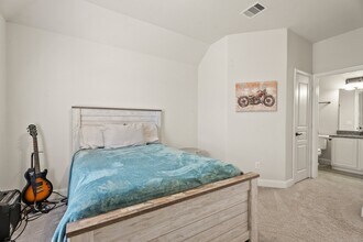 3437 Harvest Valley Ln in Pearland, TX - Foto de edificio - Building Photo