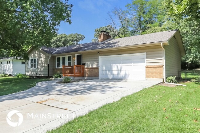 7102 N Baltimore Ave in Kansas City, MO - Foto de edificio - Building Photo