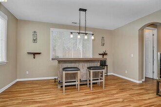 5563 Arcadia Cir in Discovery Bay, CA - Building Photo - Building Photo