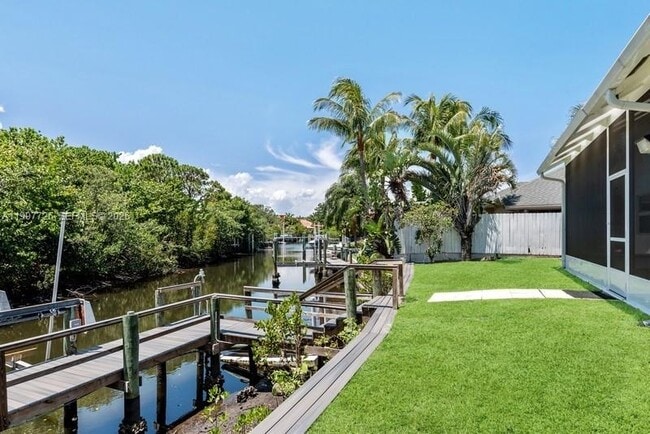 14019 N Miller Dr in West Palm Beach, FL - Building Photo - Building Photo