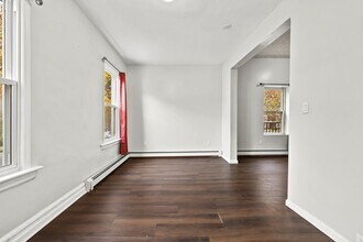 81 Franklin St in Paterson, NJ - Foto de edificio - Building Photo