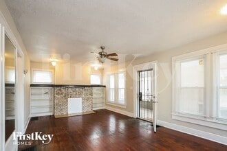 626 E 25th St in Indianapolis, IN - Foto de edificio - Building Photo