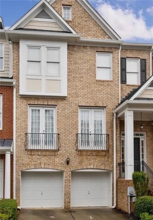 3008 Riverstone Tr