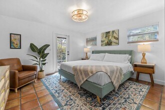 1911 Parker Ave in West Palm Beach, FL - Building Photo - Building Photo