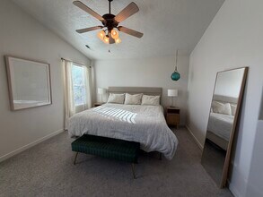 559 E 300 S in Saint George, UT - Foto de edificio - Building Photo