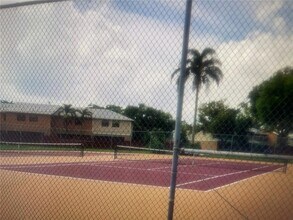 730 NW 106th Terrace in Pembroke Pines, FL - Building Photo - Building Photo