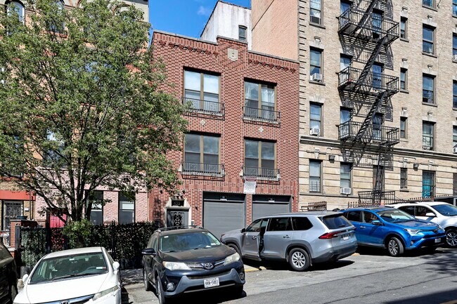 655 W 183rd St in New York, NY - Building Photo - Building Photo