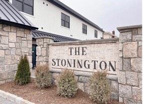 78 Roslyn Rd in Mineola, NY - Building Photo
