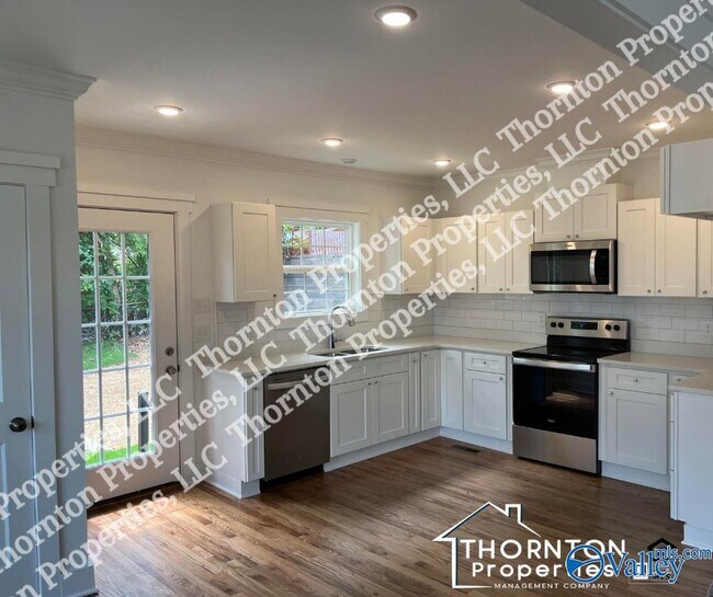 2217 Scott St in Guntersville, AL - Building Photo - Building Photo