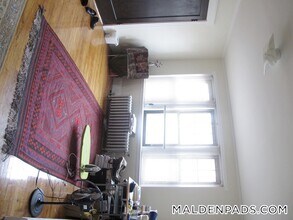 349 Pleasant St in Malden, MA - Building Photo - Building Photo