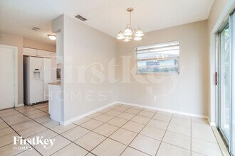 6816 N 47th St in Tampa, FL - Building Photo - Building Photo
