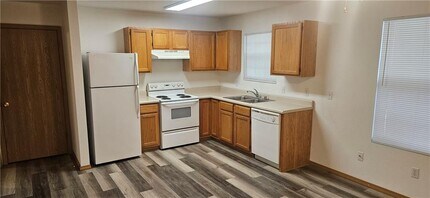 1983 S Razorback Rd in Fayetteville, AR - Building Photo - Building Photo