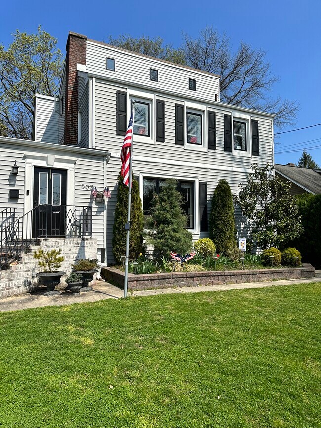 507-511 11th Ave in Haddon Heights, NJ - Building Photo - Building Photo