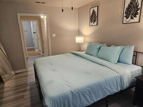 812 Marlin St in Hitchcock, TX - Building Photo - Building Photo