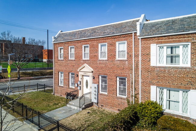 1900 Constitution Ave NE in Washington, DC - Building Photo - Building Photo