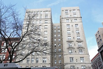 2895-2889 Broadway in New York, NY - Building Photo - Building Photo