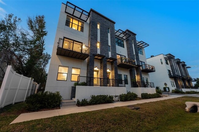 property at 4810 W McElroy Ave