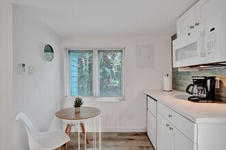 1115 4th St in Davie, FL - Building Photo - Building Photo