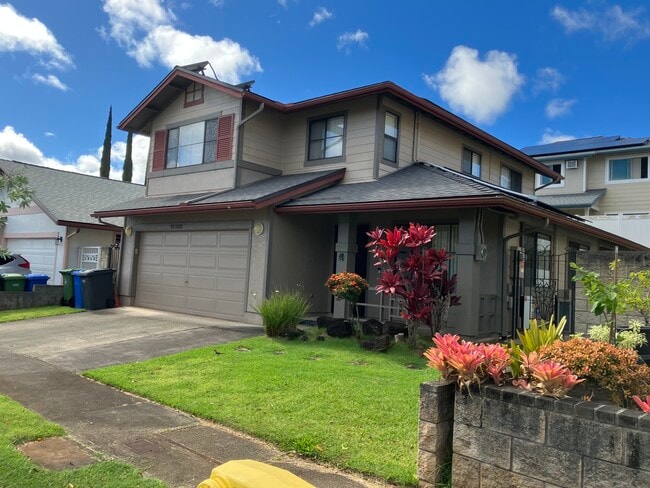 property at 95-2052 Puukaa St