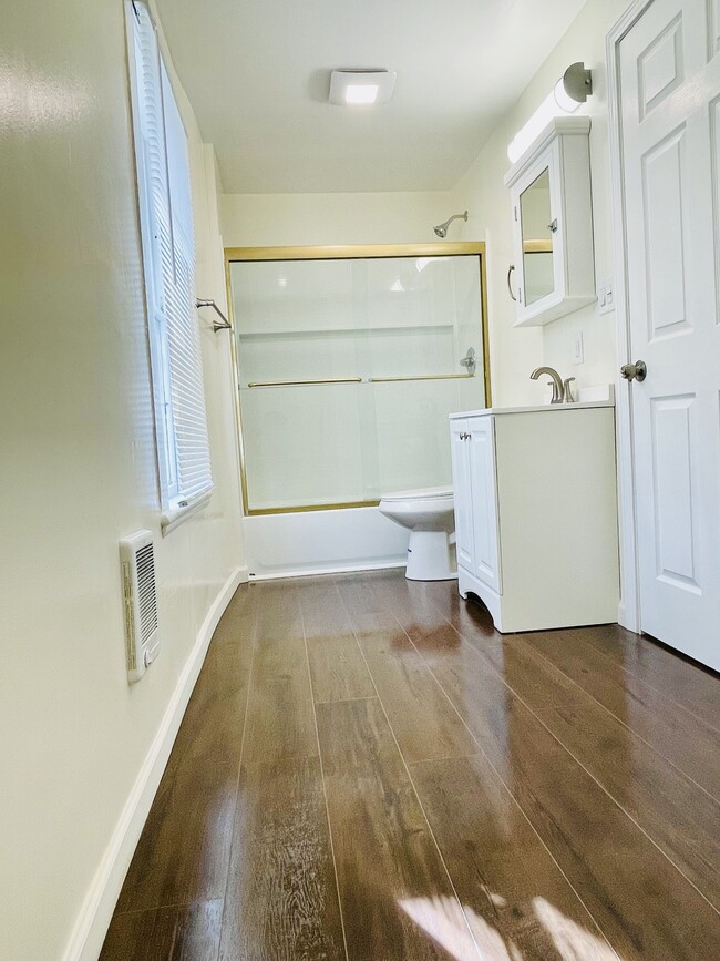 property at 20 Crosby Pl