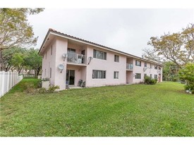 4111 NW 114th Ave in Coral Springs, FL - Building Photo - Building Photo