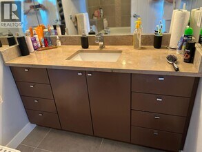 2978 Glen Dr in Coquitlam, BC - Building Photo - Building Photo