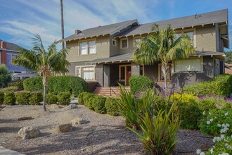 201 S D St in Oxnard, CA - Foto de edificio - Building Photo