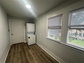 819 N Marsalis Ave in Dallas, TX - Building Photo - Building Photo