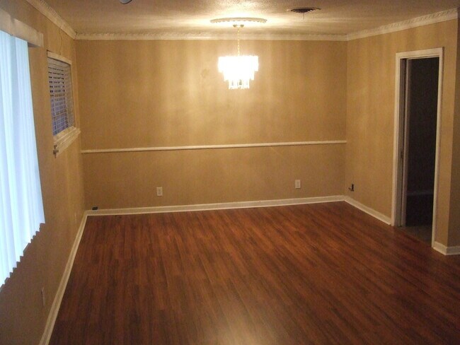 5725 Trail Lake Dr in Fort Worth, TX - Building Photo - Building Photo